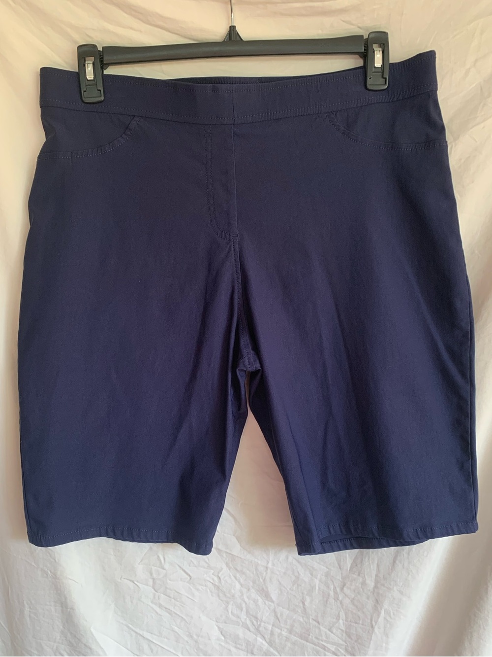 Tahari Deep Navy Women's Stretch Pull-on Shorts